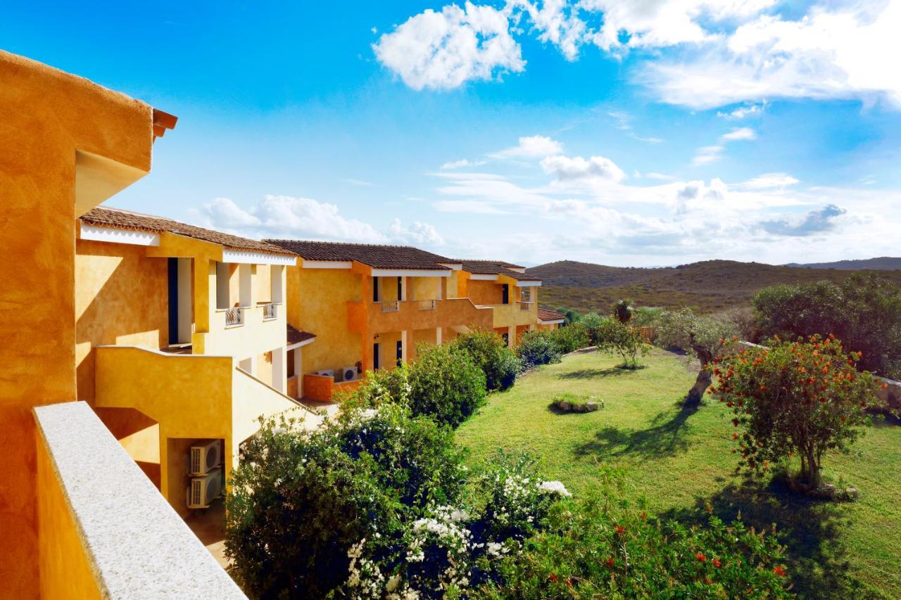 Hotel Baia Aranzos Pittulongu Екстериор снимка